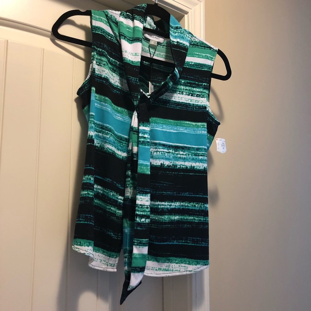 Sleeveless Calvin Klein Shirt